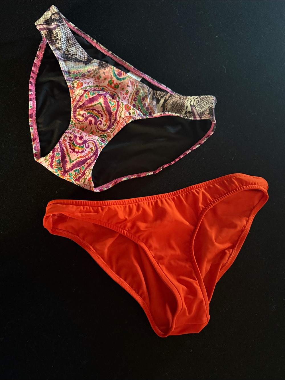 Venus nwot Paisley & Solid Orange Bikini Bottoms